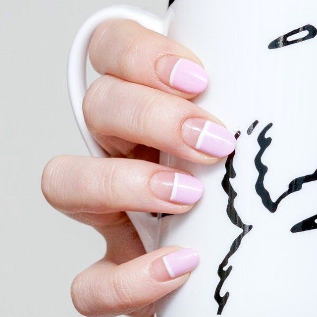 Nail Art: A Minimal Manicure To Try Now (Le Fashion) | Unhas .