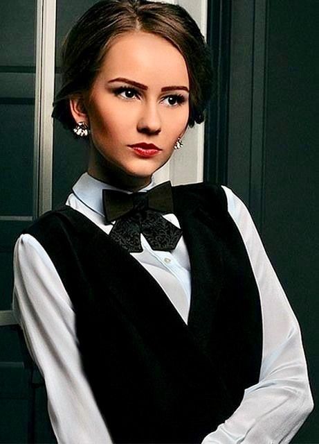 This Perfect B/W Fashion | Fashion, Neckwear women, Formal outf