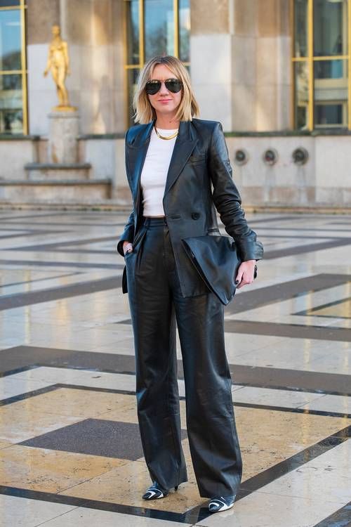 Outfits With Leather Culottes
     