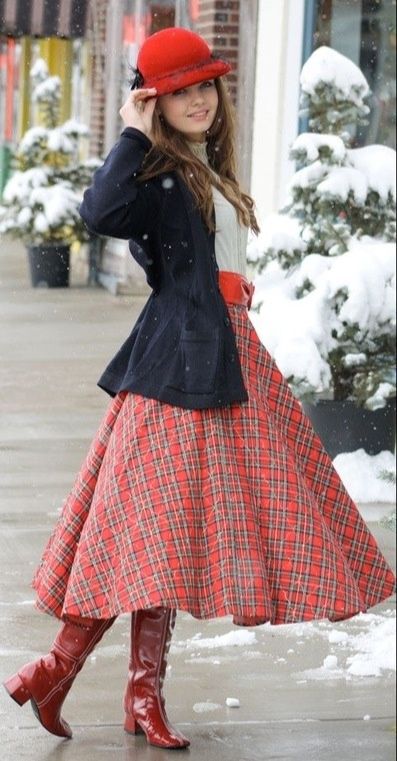 Outfits With Plaid Skirts For
   Winter