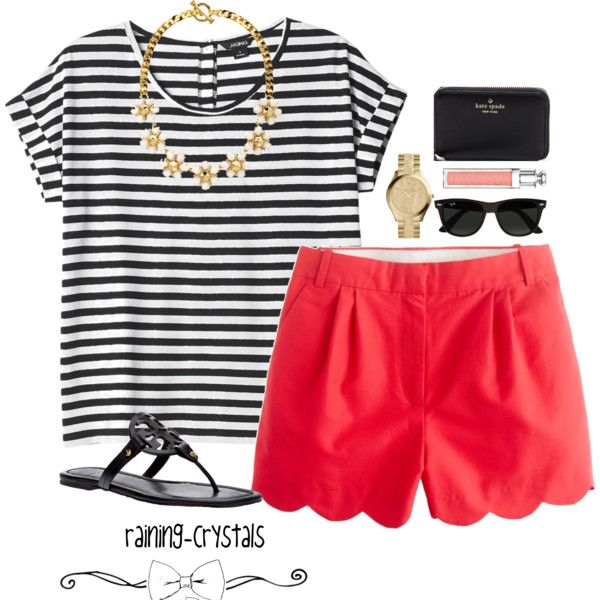 Outfits With Striped Shorts
     