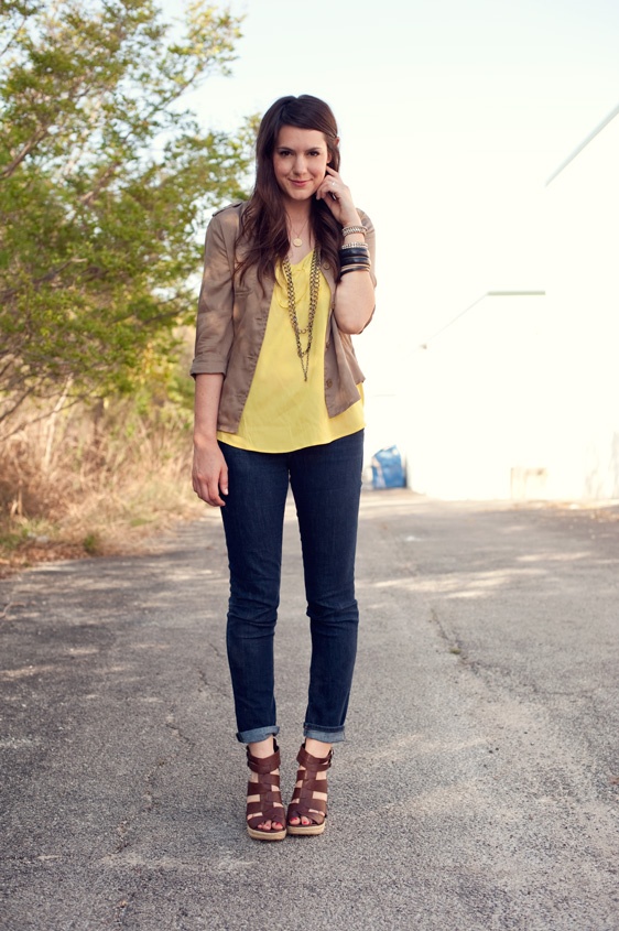 kendi. i love this look. brown wedge sandals, yellow top, blazer .