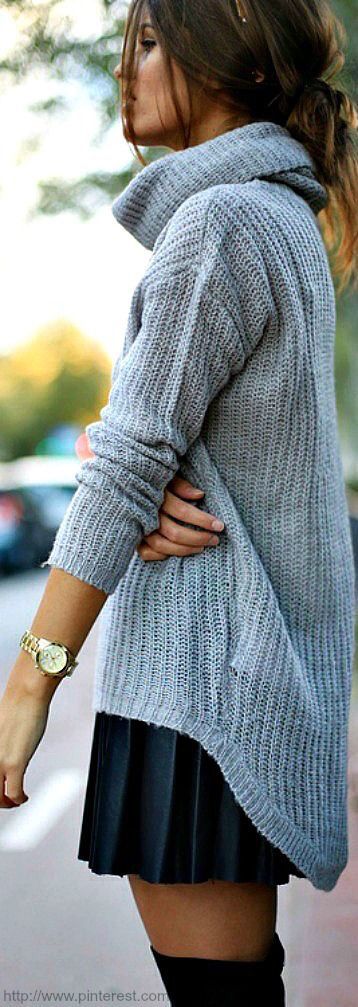 Oversized sweater & pleated skirt. | Fashion, Fall outfits .