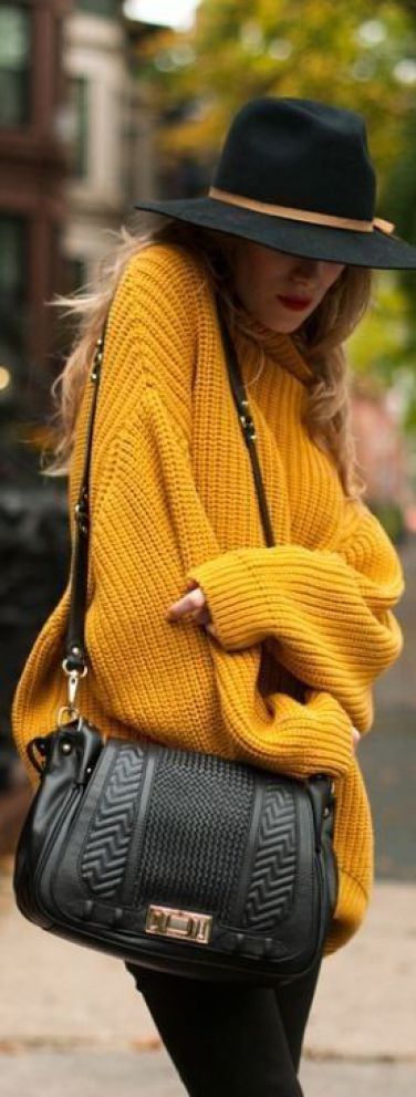 19 Cute and Cozy Oversized Sweater Outfits - Society19 | Cozy .