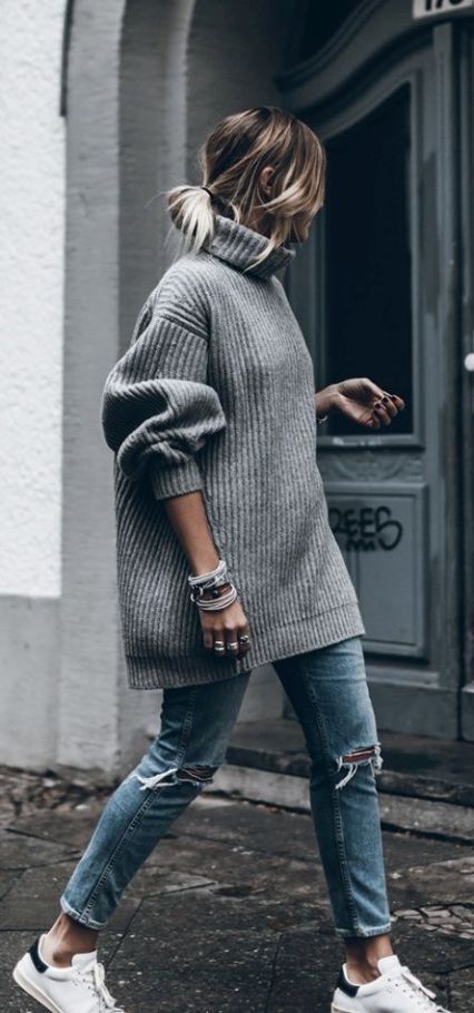 Oversized Sweaters Looks
     