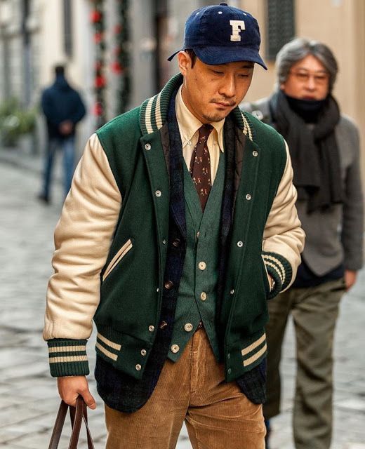 Mélange des genres | Varsity jacket outfit, Streetwear men outfits .