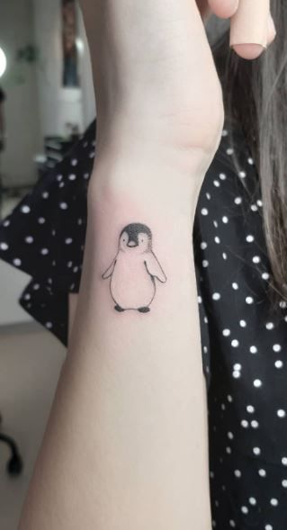 Penguin Tattoo Ideas For
      Ladies