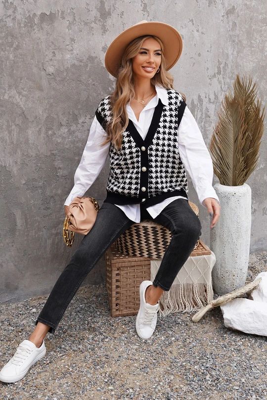 Black Houndstooth Knitted Vest | Plaid fashion, Vest outfits for .