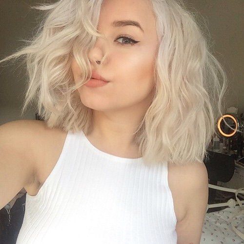 short platinum blonde | hair colors and styles // pinterest .