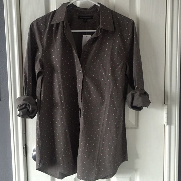 ⬇️REDUCED!! Banana Republic polka dot button down | Polka shirt .