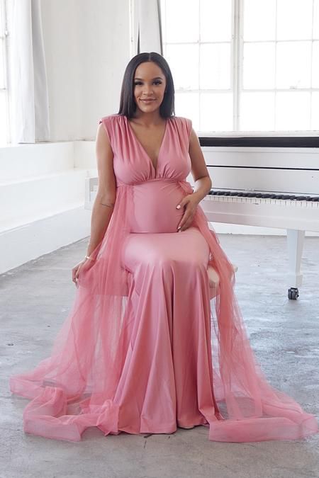 Isabella Maternity Gown - Mauve Pink | Pink maternity dress, Lace .