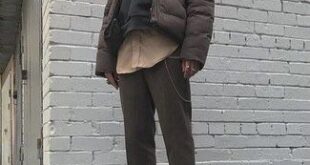 brown outfit | Winter outfits men, Puffer jacket outfit .