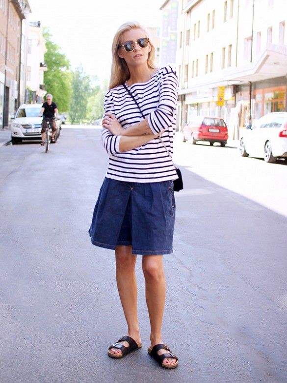 10 Fresh Ways To Pull Off Stripes This Summer | Birkenstock outfit .