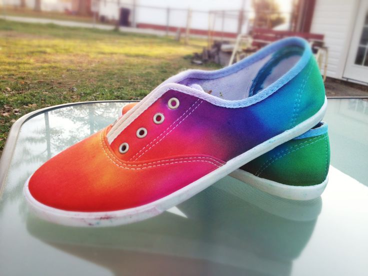 DIY Tie-Dye Shoes!!! | Tie dye shoes, How to dye shoes, Diy tie .