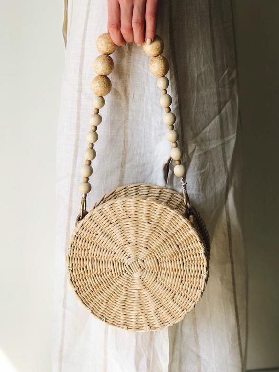 Wicker Round Straw Bag Woven Circle Crossbody Summer Handbag .