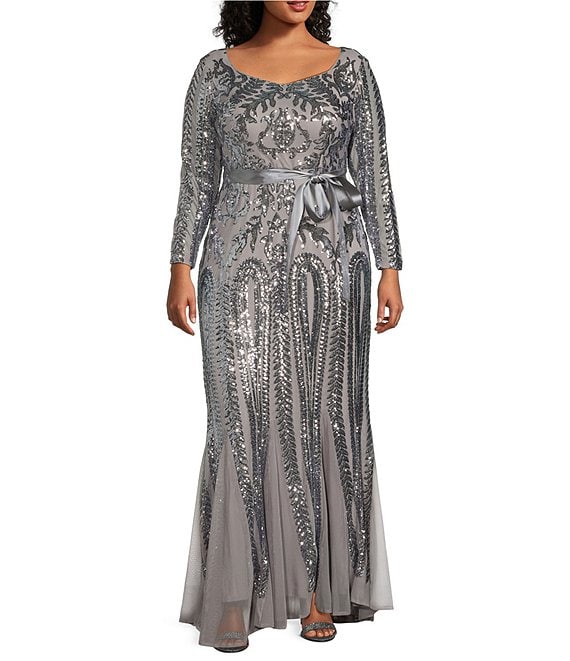 R & M Richards Plus Size Sequin Embroidered Mesh Sweetheart Neck .