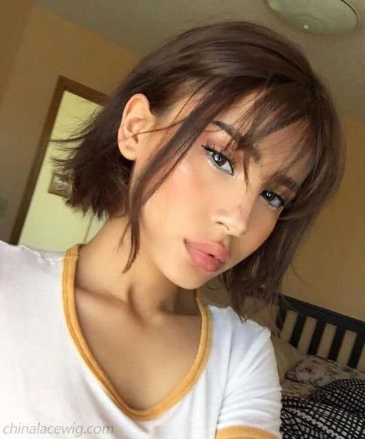35+ Ultra-Trendy Hairstyles For Short Hair | Short hair with bangs .