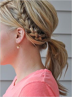 Simple chic hairstyles | Medium hair styles, Medium length hair .