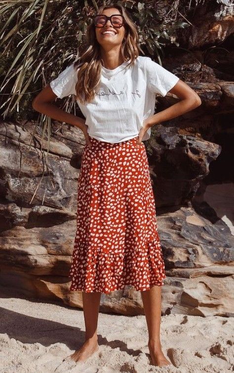 25 Beautiful Midi Skirt Outfits For Any Summer Occasion .
