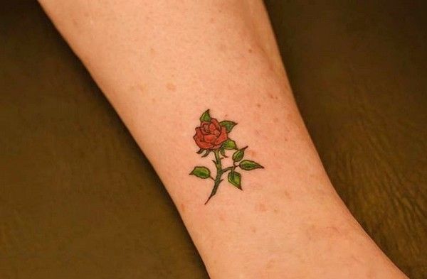 61 Small Rose Tattoos Designs for Men and Women | Small rose .