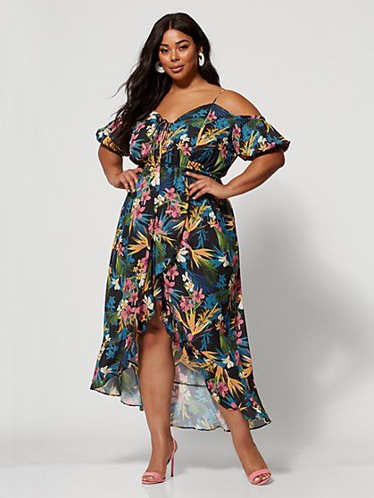 Shop Fashion to Figure for trendy new plus size dresses, tops .