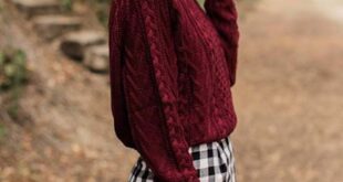 Cute sweater and skirt combo: These two pieces look so stylish .