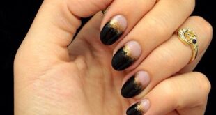 Half moon nails | Moon nails, Trendy nail art, Gold nai