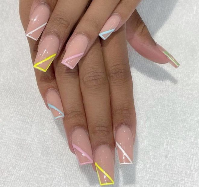 Outline French Manicure is the New Way to Reinvent Classy French .
