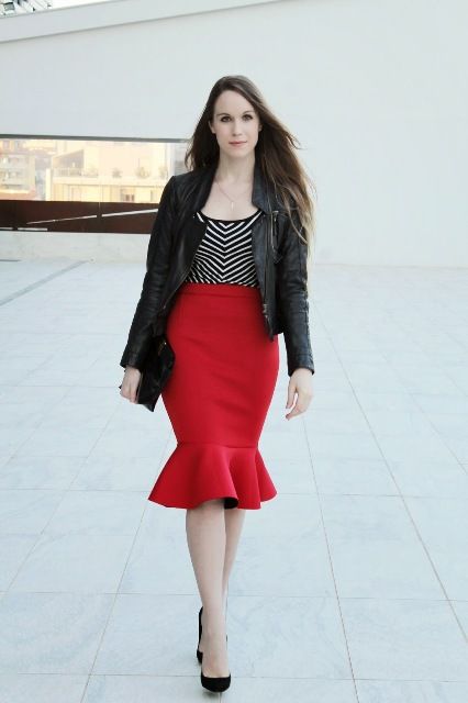 Red trumpet skirt with leather jacket | Trumpet skirt outfit .