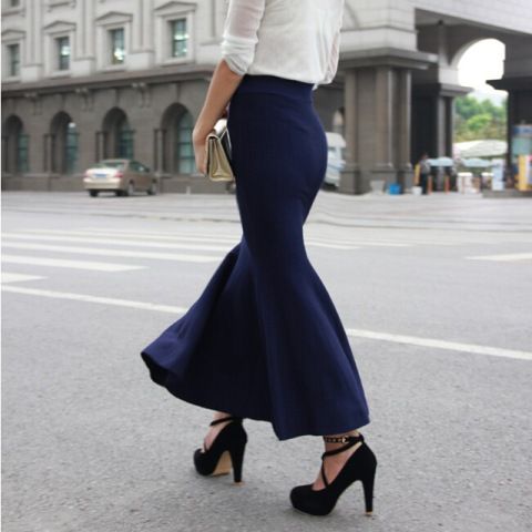 Trumpet Skirt Outfits For
      Summer