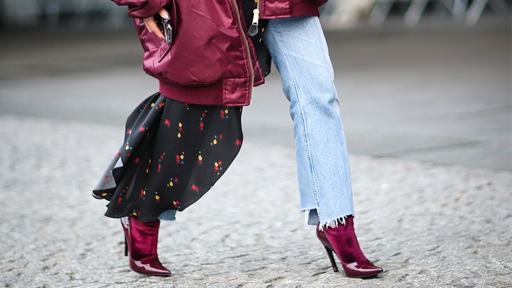 Uneven Hem Jeans: The Style Everyone's Wearing Right Now .