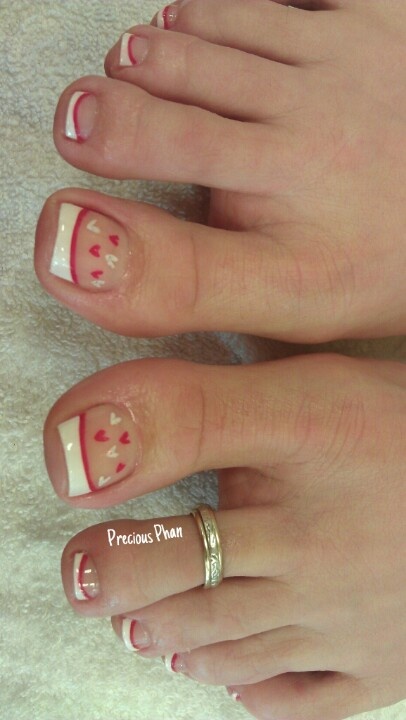 Valentine’s Day Toe Nails
      Designs