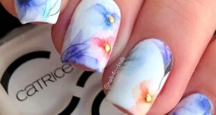 30 Flower Nail Designs to Try in 2023 | Flower nails, Flower nail .