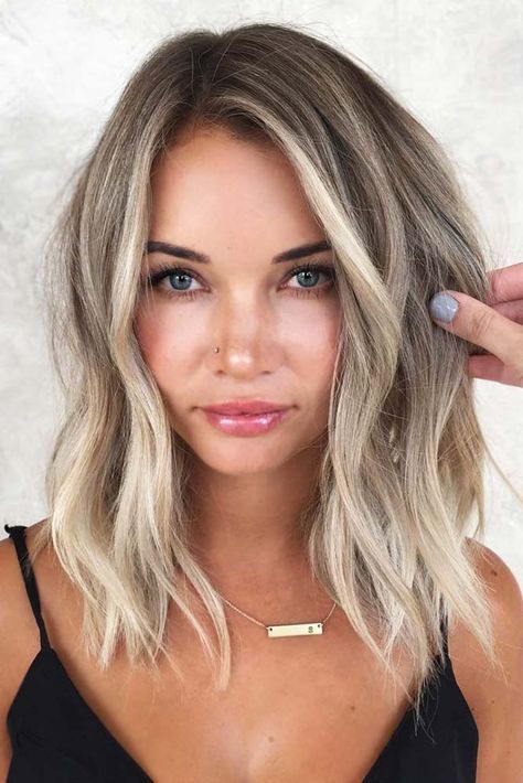 30 Easy New Medium Hair Styles 👈 #hairstyle #hairmodels .