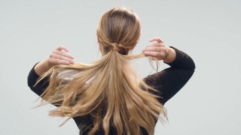 Low Ponytail: A Stylish Classic Style to Achieve in under 5 Mins .