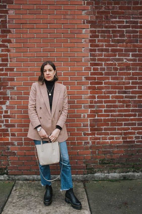 How To Wear Platform Chelsea Boots For Women 2020 | Platform .