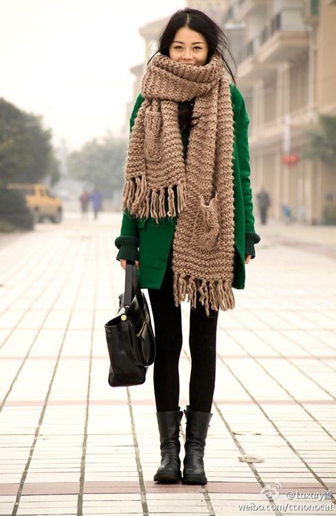 Winter Outfits With Knitted
      Scarves