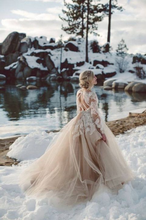 30 Winter Wonderland Wedding Dresses That Wow | Clothes .