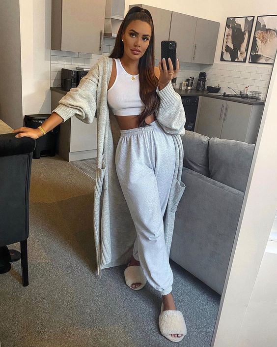 Trending: Gray Joggers | Lounge wear stylish, Loungewear outfits .