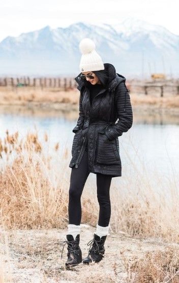 20 Casual Winter Outfit With Boots For Women - Yeahgotravel .